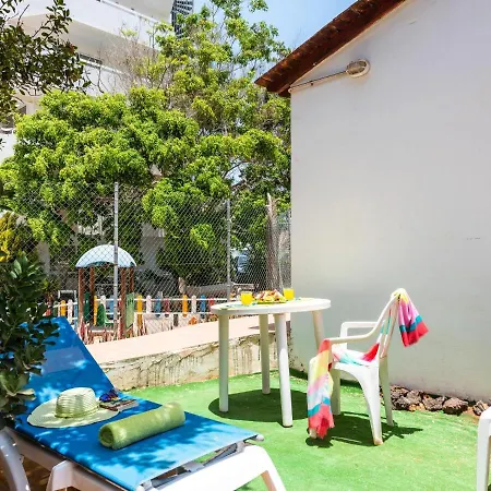 102 Bright Accomodation With Pool View 아파트